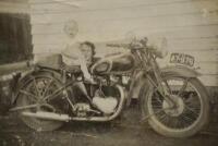 1939 TRIUMPH SPEED TWIN 5T WITH DUSTING SIDECAR - 7