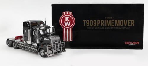 KENWORTH: A 1:32 scale EXCLUSIVE replicas KENWORTH T909 PRIME MOVER in black
