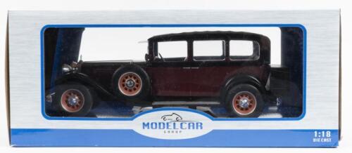 MERCEDES-BENZ: A 1:18 scale MODELCAR GROUP Mercedes-Benz Typ Nurburg 400&nbsp;1928 (MCG18364)