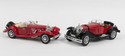 MERCEDES-BENZ: Two Bburago Mercedes-Benz models. 1:20 scale 1936 Mercedes-Benz 500 K Roadster & 1:18 scale Mercedes-Benz SSK