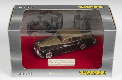 ROLLS-ROYCE: A verem 1:43 scale Rolls-Royce Silver Cloud in two-tone brown (Ref 310)