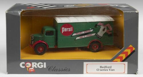 BEDFORD: A CORGI Classics Bedford O series Van in 'Persil' livery (822/1)