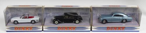 DINKY: Three DINKY (MATCHBOX) 1:43 scale models. DY-13&nbsp;BENTLEY 'R' CONTINENTAL, DY-22&nbsp;1952 CITROEN 15 CV & DY-28 TRIUMPH STAG