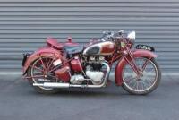 1939 TRIUMPH SPEED TWIN 5T WITH DUSTING SIDECAR