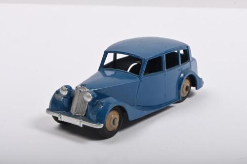 DINKY TOYS: A Dinky Toys No.40B/151 Triumph 1800