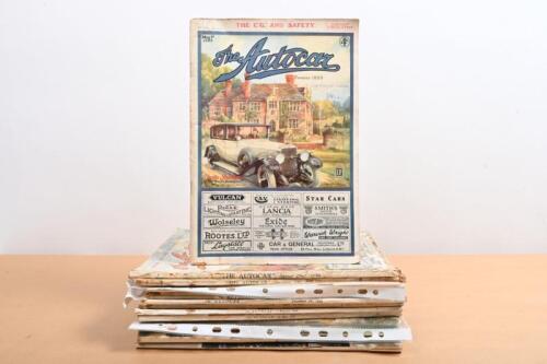 VINTAGE CAR MAGAZINES: A quantity of vintage British car magazines from the 1920's and 1950's. Various issues of 'The Autocar' and 'The Motor' magazine