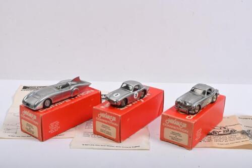 AUSTIN HEALEY: A Mikansue White Metal Kit group. Austin Healey Sprite Sebring (2), Austin-Healey 3000 Rally (16) & 1954 Austin Healey record car (26)