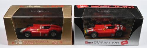 LANCIA-FERRARI: Two Brumm 1:43 scale Lancia-Ferrari and Ferrari D50 models. LANCIA FERRARI D50 HP 270 1955 (r76) & Limited Edition Ferrari D50 as raced at G.P Italia 1956 (S024), numbered 4544/5000 pieces