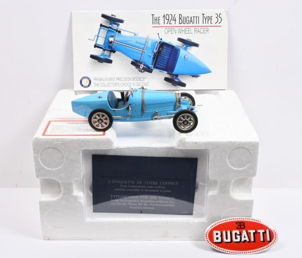 BUGATTI: A 1:24 scale Franklin Mint 1924 Bugatti Type 35