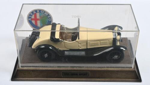 ALFA ROMEO: A 1:23 scale TOGI Alfa Romeo 1750 GRAN SPORT. With TOGI display case