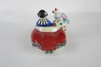 VILLEROY & BOCH: A porcelain Benedikt Automobile (Jaguar) by Villeroy & Boch - 4