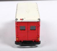 LION CAR: A1:43 scale Commer Bestelwagen by Lion Car - 9