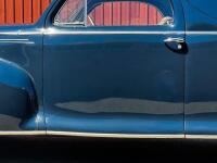 1940 Lincoln Zephyr V12 Coupe - 7