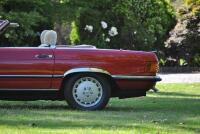 1986 Mercedes-Benz 560SL roadster with hardtop - Exceptionally original example - 16