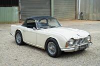 1962 Triumph TR4 Roadster - 21