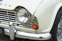 1962 Triumph TR4 Roadster - 26