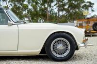1962 Triumph TR4 Roadster - 30