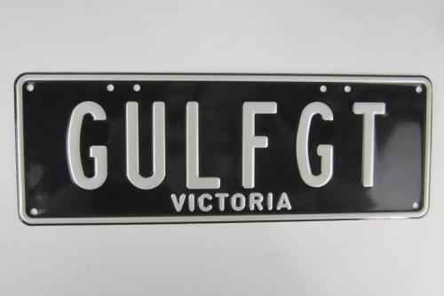 NUMBER PLATE: 'GULF GT' black and white number plates