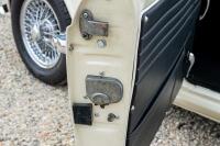 1962 Triumph TR4 Roadster - 80