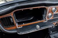 1962 Triumph TR4 Roadster - 85