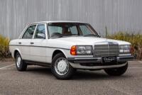 1984 Mercedes Benz 300D - One owner gem