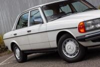 1984 Mercedes Benz 300D - One owner gem - 3