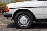 1984 Mercedes Benz 300D - One owner gem - 11