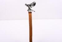 A walking stick with Rolls-Royce style kneeling&nbsp;Spirit of Ecstasy mounted handle - 5
