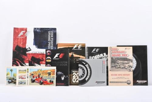 FORMULA 1: A collection of Formula 1 media guides, fact book, postcards and Official Souvenir Programme. 2004 FOSTER'S BRITISH GRAND PRIX & 2007 FORMULA 1 ING AUSTRALIAN GRAND PRIX MELBOURNE, MARCH Official Media Kits
