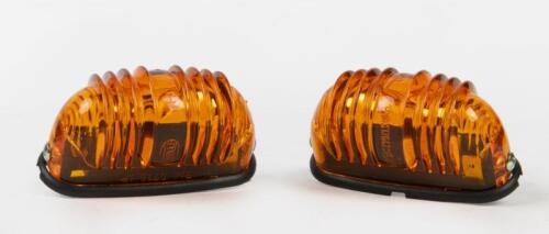 PORSCHE: Two amber HELLA clearance lights