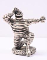 BIBENDUM: An attractive solid metal figure of an early knelling Bibendum figure, nice detail, circa 1980s/1990s, 11.5cm high - 2