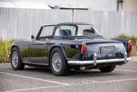 1963 Triumph TR4 Roadster - 13