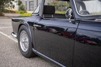 1963 Triumph TR4 Roadster - 32
