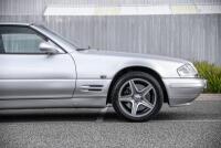 1998 Mercedes Benz SL320 Panoramic Benz SL320&nbsp; &lsquo;Panoramic&rsquo; glass hardtop&nbsp; Traditional &lsquo;Silver Arrow&rsquo; colour scheme&nbsp; - 3