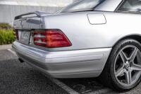 1998 Mercedes Benz SL320 Panoramic Benz SL320&nbsp; &lsquo;Panoramic&rsquo; glass hardtop&nbsp; Traditional &lsquo;Silver Arrow&rsquo; colour scheme&nbsp; - 13