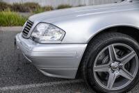 1998 Mercedes Benz SL320 Panoramic Benz SL320&nbsp; &lsquo;Panoramic&rsquo; glass hardtop&nbsp; Traditional &lsquo;Silver Arrow&rsquo; colour scheme&nbsp; - 31