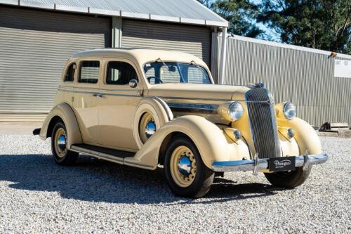 1936 Chrysler Airstream Deluxe 8 Sedan - NO RESERVE