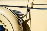 1936 Chrysler Airstream Deluxe 8 Sedan - NO RESERVE - 68