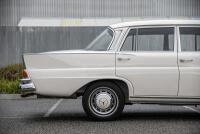 1965 Mercedes Benz 230S Sedan - 17