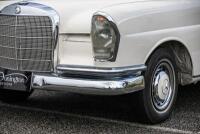 1965 Mercedes Benz 230S Sedan - 28