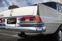 1965 Mercedes Benz 230S Sedan - 64