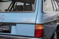 1981 Mercedes Benz 300 TD Estate - NO RESERVE - 64