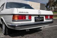 1985 Mercedes-Benz 280CE Coupe - NO RESERVE - 60