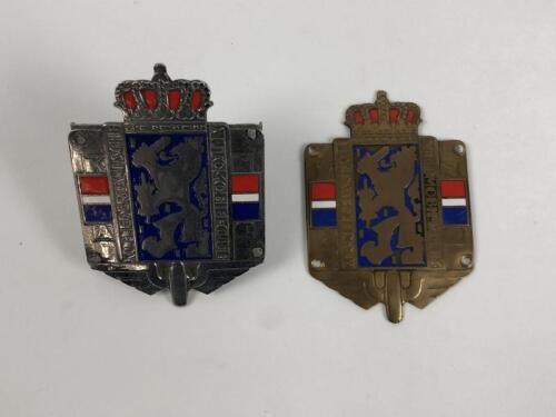 A.C.K.N: Two Automobile Club Konneder-landsche, Netherlands car badges, one chrome other brass
