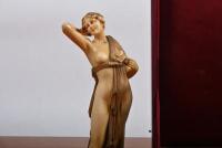 NEO-CLASSICAL FIGURINES: A pair of resin neoclassical naked maiden figures - 3