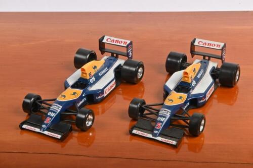 FORMULA 1: Two Bburago 1:24 scale WILLIAMS FW 16 Renault models