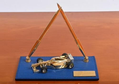ROTHMANS: A Rothmans Williams RENAULT pen desk set