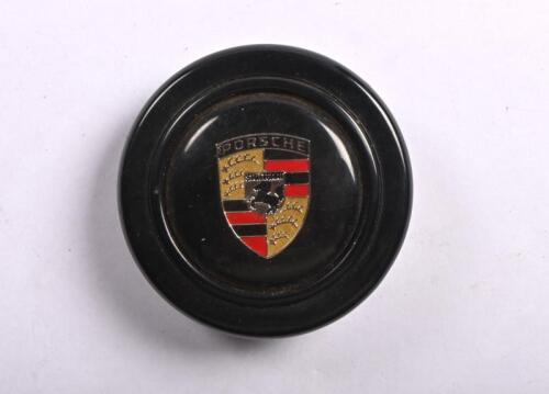 PORSCHE: A Porsche centre horn push