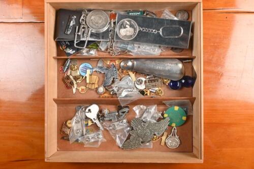 BADGES: A large quantity of automotive and motorcycle badges including A.M.O.C, HONDA, JAGUAR, LEETON M.C.C, NORTON, PRESTON M.C.C, ROB ROY plaque, ROYAL ENFIELD, VINCENT