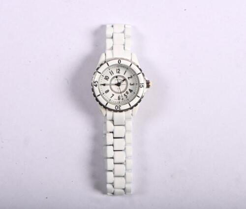 CHANEL: A Chanel quartz, Swiss made, ladies watch